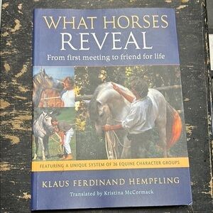 What Horses Reveal by Klaus Ferdinand Hempfling - Blue Cover